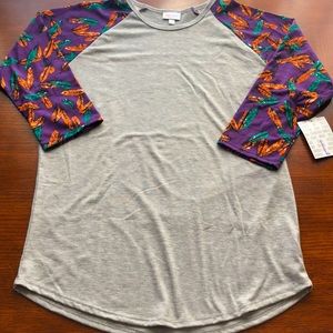 Lularoe Randy Raglan Tee - feathers